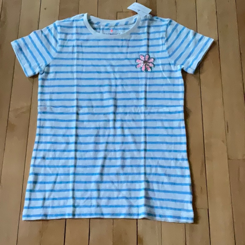 Blue and white striped crew cuts t-shirt